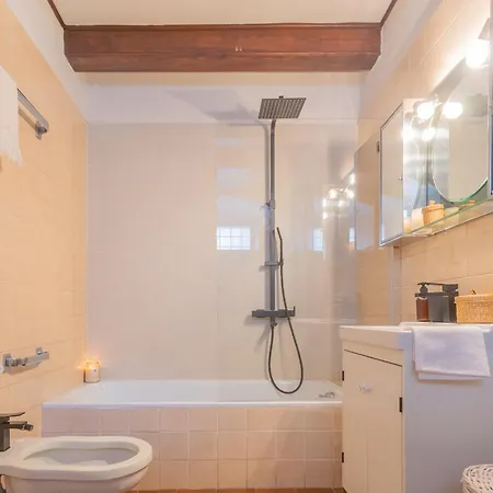 La Piazza Di דירה צ'רנוביו