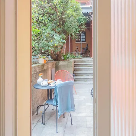 La Piazza Di * צ'רנוביו