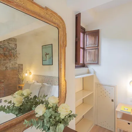 La Piazza Di דירה צ'רנוביו