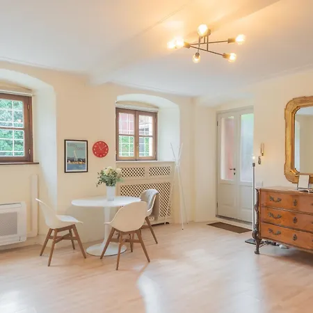 La Piazza Di דירה