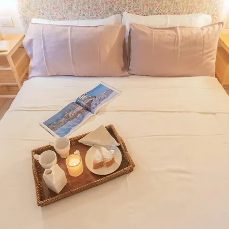 La Piazza Di דירה *